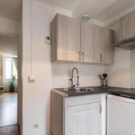 Sweet Stunning Parking * Vichy